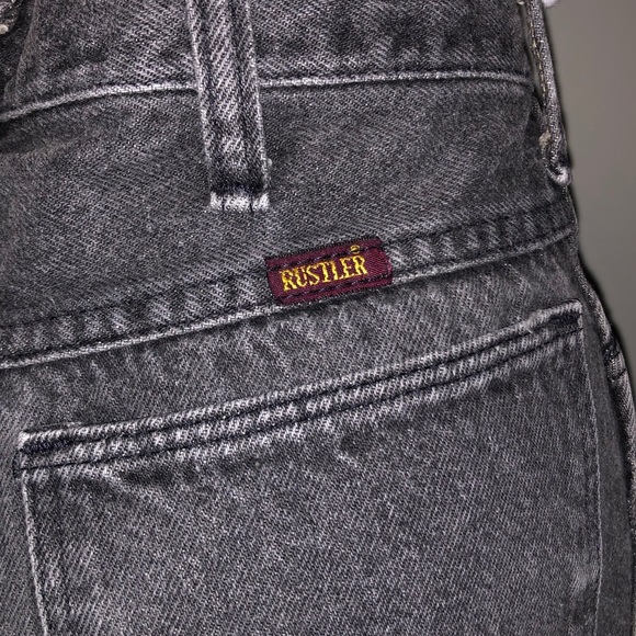 black rustler straight leg jeans - Picture 3 of 4